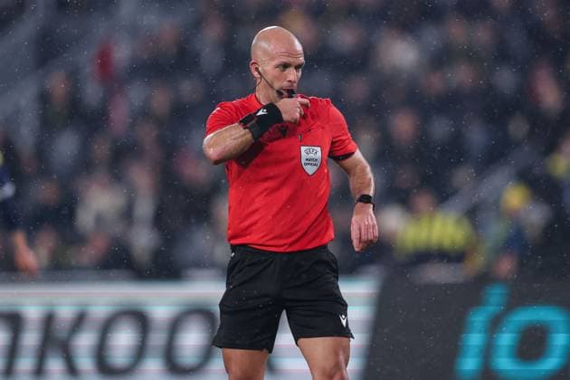 Luis Godinho disallows Aston Villas second goal Fenerbache v Aston Villa, UEFA Europa League, Group Stage, Football, Sukru Saracoglu Stadium, Istanbul, Turkiye - 22 Jan 2026Istanbul Sukru Saracoglu Stadium Turkey EDITORIAL USE ONLY No use with unauthorised audio, video, data, fixture lists, club league logos or live services. Online in-match use limited to 120 images, no video emulation. No use in betting, games or single club league player publications.  Copyright: xRaddadxJebarah Shutterstockx 16348379ct