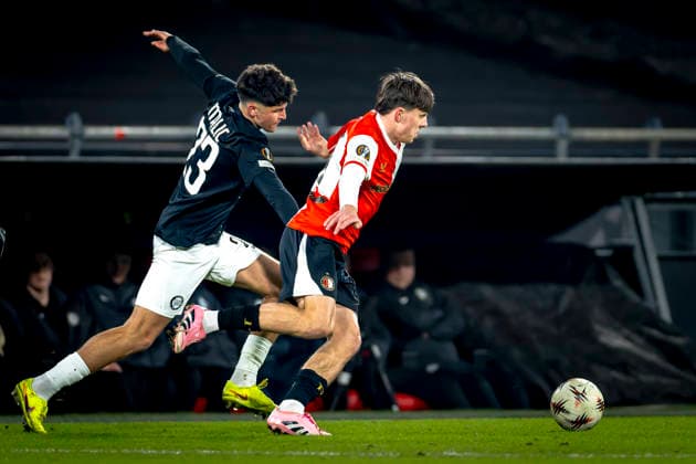 SK Sturm Graz midfielder Arjan Malic, SC Feyenoord Rotterdam forwarder Leo Sauer during the match SC Feyenoord Rotterdam vs SK Sturm Graz at the for the Europa League - League phase - Matchday 7 season 2025-2026 in ROTTERDAM, Netherlands on 22 january 2026, (photo by Marcel van Dorst EYE4images DeFodi Images) -