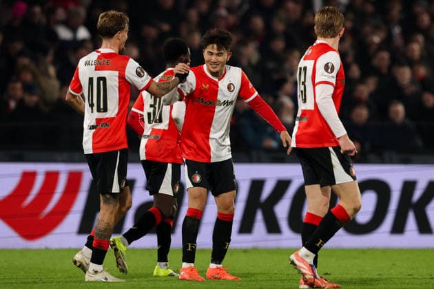 2026-01-22 Feyenoord v SK Sturm Graz - UEFA Europa League, League phase, MD7 ROTTERDAM, NETHERLANDS - JANUARY 22: Luciano Valente of Feyenoord, Goncalo Borges of Feyenoord, Tsuyoshi Watanabe of Feyenoord celebrates after scoring the third goal of the team during the UEFA Europa League, League phase, MD7 match between Feyenoord and SK Sturm Graz at Stadion Feijenoord on January 22, 2026 in Rotterdam, Netherlands. Rotterdam Stadion Feijenoord Netherlands Content not available for redistribution in The Netherlands directly or indirectly through any third parties. Copyright: xHansxvanxderxValkx