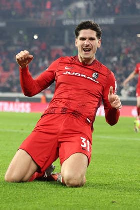 22.01.2026, xrekx, Fussball UEFA Europa League, SC Freiburg - Maccabi Tel Aviv v.l. Torjubel nach dem Tor zum celebrating the goal celebrate 1:0 durch Igor Matanovic (SC Freiburg) (DFL DFB REGULATIONS PROHIBIT ANY USE OF PHOTOGRAPHS as IMAGE SEQUENCES and or QUASI-VIDEO) Freiburg