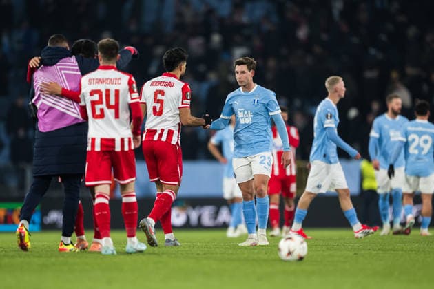 260122 Lasse Berg Johnsen of Malmö FF looks dejected after the UEFA Europa League football match between Malmö FF and Crvena Zvezda on January 22, 2026 in Malmö. fotboll football soccer fotball uefa europa league europa league malmö ff crvena zvezda bbeng röda stjärnan bbauto depp Copyright: PETTERxARVIDSON BB260122PA166