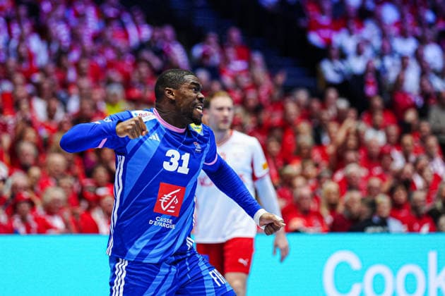 Jubel Dylan Nahi (Frankreich, 31) DEN, Frankreich vs. Daenemark, Handball, EHF Europameisterschaft 2026, Hauptrunde, Spieltag 1, 22.01.2026 DEN, Frankreich vs. Daenemark, Handball, EHF Europameisterschaft 2026, Hauptrunde, Spieltag 1, 22.01.2026 Herning Copyright: xEibner-Pressefoto MarcelxvonxFehrnx EP_MFN