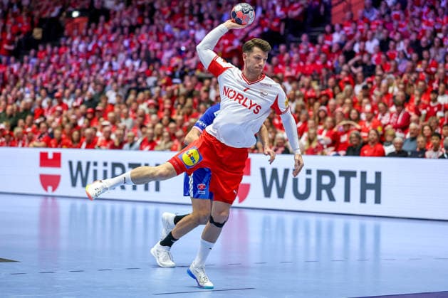 22.01.2026, Handball, Men s EHF EURO 2026, Frankreich - Dänemark, Jyske Bank Boxen in Herning, Dänemark, Main Round: Emil Jakobsen (Denmark 07) Dänemark