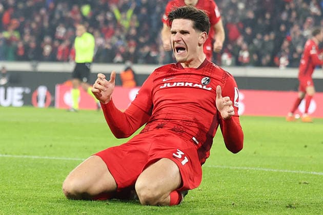 22.01.2026, xrekx, Fussball UEFA Europa League, SC Freiburg - Maccabi Tel Aviv v.l. Torjubel nach dem Tor zum celebrating the goal celebrate 1:0 durch Igor Matanovic (SC Freiburg) (DFL DFB REGULATIONS PROHIBIT ANY USE OF PHOTOGRAPHS as IMAGE SEQUENCES and or QUASI-VIDEO) Freiburg