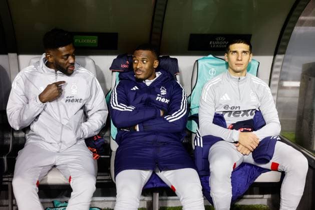 Callum Hudson-Odoi of Nottingham Forest (centre) with team mates on the substitutes bench Braga v Nottingham Forest, UEFA Europa League, Group Stage, Football, Braga Municipal Stadium, Braga, Portugal - 22 Jan 2026Braga Braga Municipal Stadium Portugal EDITORIAL USE ONLY No use with unauthorised audio, video, data, fixture lists, club league logos or live services. Online in-match use limited to 120 images, no video emulation. No use in betting, games or single club league player publications.  Copyright: xRubenxAlbarran Shutterstockx 16348423j