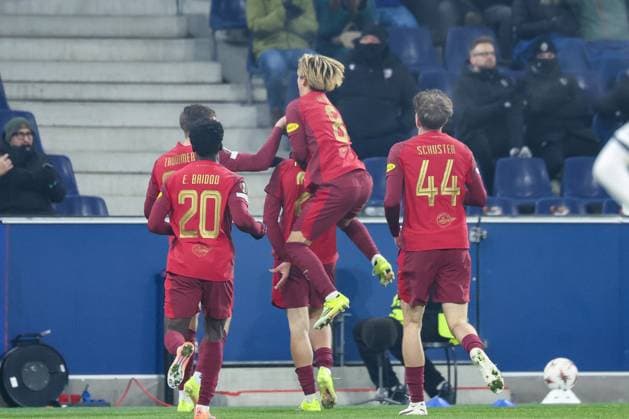 Jubel bei Salzburg nach dem 2:0 durch Kerim Alajbegovic 27 (FC Red Bull Salzburg), mit Edmund Baidoo 20 (FC Red Bull Salzburg), Sota Kitano 8 (FC Red Bull Salzburg) und Jannik Schuster 44 (FC Red Bull Salzburg), FC Salzburg vs. FC Basel 1893, Fussball, Maenner, UEFA Europa League, Saison 2025 2026, Ligaphase, 7. Spieltag, 22.01.2026 Wals-Siezenheim Salzburg Oesterreich