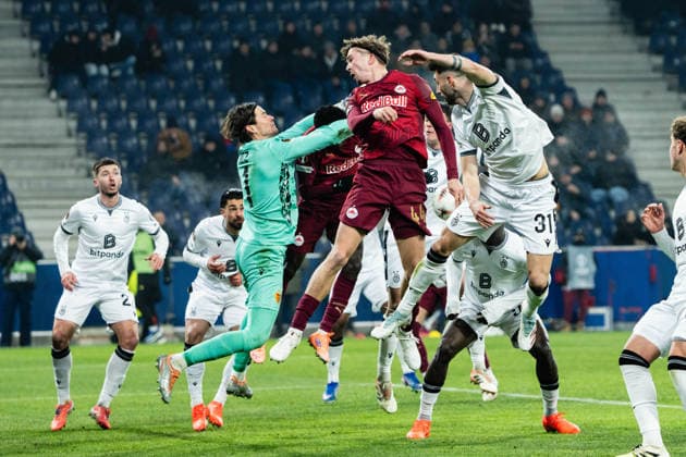 SOCCER - UEFA EL, RBS vs Basel SALZBURG,AUSTRIA,22.JAN.26 - SOCCER - UEFA Europa League, Red Bull Salzburg vs FC Basel. Image shows both teams.  GEPAxpictures xJulioxArellano