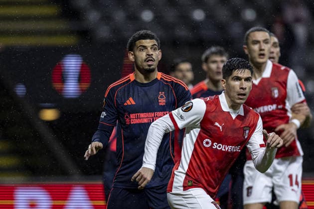 Morgan Gibbs-White 10 of Nottingham Forest looks on during the UEFA Europa League match between SC Braga vs Nottingham Forest at Estadio Municipal de Braga on January 22nd,2026 (Photo by Joao Bravo Sports Press Photo) Copyright: xJoaoxBravo SportsxPressxPhotox Sportspressphoto_SPR84390