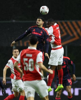 POR: Sporting de Braga-Nottingham Forest-EuropaLeague-22 January 2026 Morgan Gibbs-White of Nottingham Forest in action during the UEFA Europe League, Phase League, Matchday 7, between Sporting Club de Braga and Nottingham Forest at Stadium Municipal of Braga on January 22, 2026 in Braga (Portugal) (Photo by Luis de la Mata SportPix Sipa USA) Braga Stadium Municipal of Braga Braga Portugal Copyright: xLuisxdexlaxMatax xsportPix.org.ux