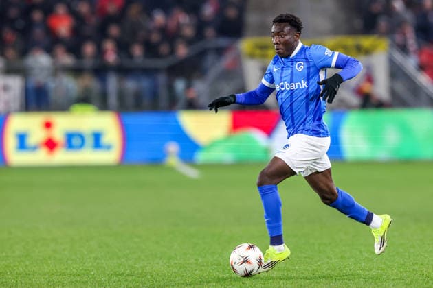 2026-01-22 FC Utrecht v KRC Genk - UEFA Europa League, League phase, MD7 UTRECHT, NETHERLANDS - JANUARY 22: Yaimar Medina of KRC Genk runs with the ball during the UEFA Europa League, League phase, MD7 match between FC Utrecht and KRC Genk at Stadion Galgenwaard on January 22, 2026 in Utrecht, Netherlands. Utrecht Stadion Galgenwaard Netherlands Content not available for redistribution in The Netherlands directly or indirectly through any third parties. Copyright: xBenxGalx