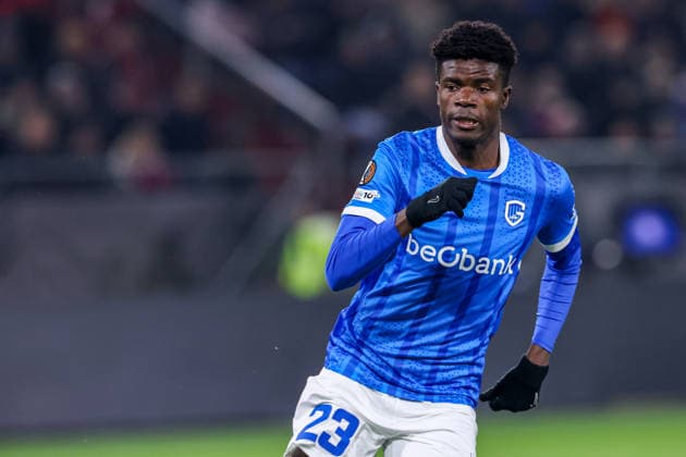 2026-01-22 FC Utrecht v KRC Genk - UEFA Europa League, League phase, MD7 UTRECHT, NETHERLANDS - JANUARY 22: Aaron Bibout of KRC Genk looks on during the UEFA Europa League, League phase, MD7 match between FC Utrecht and KRC Genk at Stadion Galgenwaard on January 22, 2026 in Utrecht, Netherlands. Utrecht Stadion Galgenwaard Netherlands Content not available for redistribution in The Netherlands directly or indirectly through any third parties. Copyright: xBenxGalx