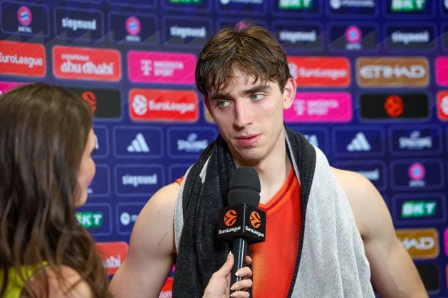 Justinian Jessup (FC Bayern Basketball, 10) beim Interview nach dem Spiel, GER, FC Bayern Basketball vs. Valencia Basket, Basketball, Euroleague, 24. Spieltag, Saison 2025 2026, 22.01.2026, GER, FC Bayern Basketball vs. Valencia Basket, Basketball, Euroleague, 24. Spieltag, Saison 2025 2026, 22.01.2026 Muenchen Copyright: xEibner-Pressefoto JennixMaulx EP_JML