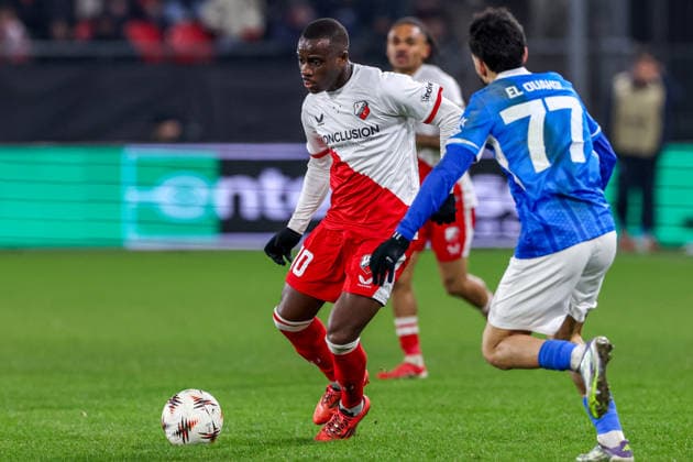 2026-01-22 FC Utrecht v KRC Genk - UEFA Europa League, League phase, MD7 UTRECHT, NETHERLANDS - JANUARY 22: Yoann Cathline of FC Utrecht passes the ball during the UEFA Europa League, League phase, MD7 match between FC Utrecht and KRC Genk at Stadion Galgenwaard on January 22, 2026 in Utrecht, Netherlands. Utrecht Stadion Galgenwaard Netherlands Content not available for redistribution in The Netherlands directly or indirectly through any third parties. Copyright: xBenxGalx
