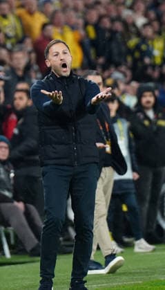ISTANBUL, TURKEY - JANUARY 22: Coach Domenico Tedesco of Fenerbahce during the UEFA Europa League 2025 26 League Phase MD7 match between Fenerbahce SK and Aston Villa FC at Fenerbahce Sükrü Saracoglu Spor Kompleksi Chobani Stadium on January 22, 2026 in Istanbul, Turkey. Istanbul Turkey Copyright: xSeskimphotox FBahce-AVilla-220126 (174)