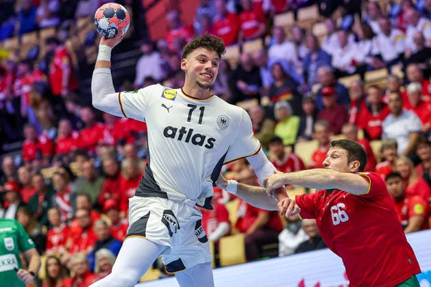 22.01.2026, Handball, Men s EHF EURO 2026, Deutschland - Portugal, Jyske Bank Boxen in Herning, Dänemark, Main Round: Marko Grgic (Germany 71) Joao Pedro Vinhas Silva Gomes (Portugal 66) Dänemark