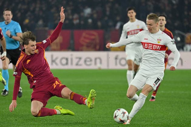 Soccer, Europa League match, AS Roma v VfB Stuttgart Jan Ziolkowski of AS Roma,Chris Fuhrich of VfB Stuttgart during the Europa League match between AS Roma v VfB Stuttgart at Olimpico stadium in Rome, Italy, Jan 22nd, 2026 Imago-Images Emmefoto Copyright: xImago-Images Emmefotox