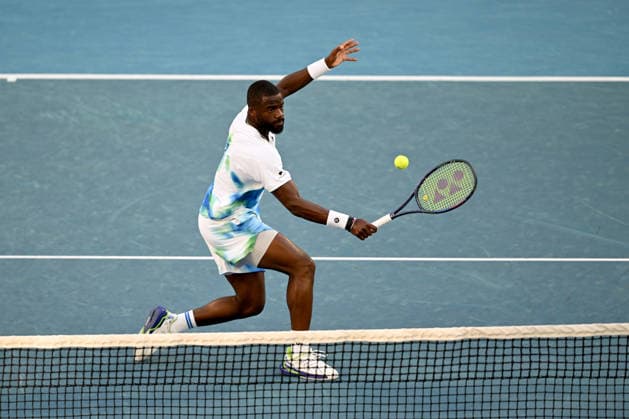 TENNIS AUSTRALIAN OPEN, Frances Tiafoe of the USA in action during the Men™s 3rd round match against Alex de Minaur of Australia on day 6 of the 2026 Australian Open tennis tournament at Melbourne Park in Melbourne, Friday, January 23, 2026. ( NO ARCHIVING MELBOURNE VICTORIA AUSTRALIA  Copyright: xLUKASxCOCHx 20260123146028024807