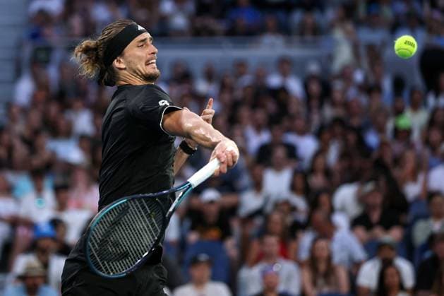 Alexander Zverev during his third round match Australian Open tennis tournament, Day Six, Melbourne Park, Australia - 23 Jan 2026Melbourne Melbourne Park Victoria (VIC) Australia  Copyright: xEllaxLing Shutterstockx 16380452fq