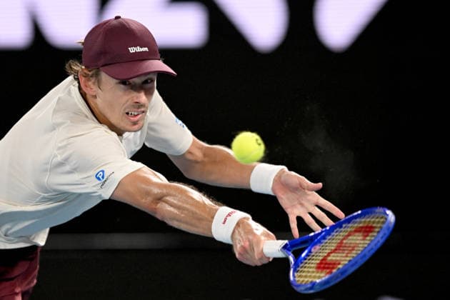 TENNIS AUSTRALIAN OPEN, Alex de Minaur of Australia in action during the Men™s 3rd round match against Frances Tiafoe of the USA on day 6 of the 2026 Australian Open tennis tournament at Melbourne Park in Melbourne, Friday, January 23, 2026. ( NO ARCHIVING MELBOURNE VICTORIA AUSTRALIA  Copyright: xLUKASxCOCHx 20260123111466054696