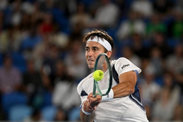 TENNIS AUSTRALIAN OPEN, Tomas Etcheverry of Argentina in action during the Men™s 3rd round match against Alexander Bublik of Kazakhstan on day 6 of the 2026 Australian Open tennis tournament at Melbourne Park in Melbourne, Friday, January 23, 2026. ( NO ARCHIVING MELBOURNE VICTORIA AUSTRALIA  Copyright: xLUKASxCOCHx 20260123123964207481