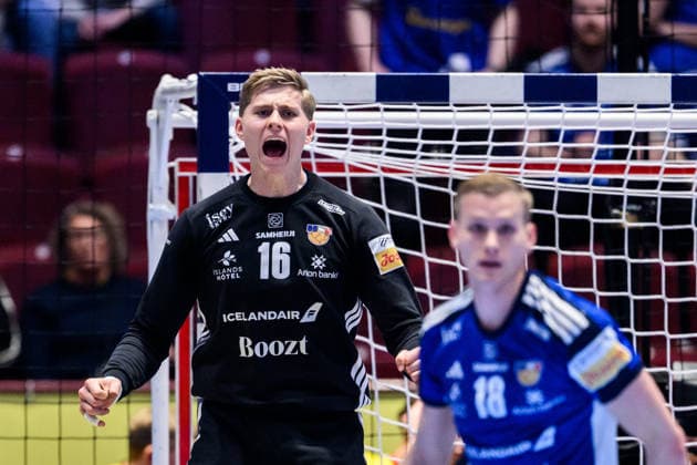 260123 Goalkeeper Viktor Hallgrimsson of Iceland celebrates during the EHF European Handball Championship main round match between Iceland and Croatia on January 23, 2026 in Malmö. Photo: Petter Arvidson BILDBYRAN kod PA PA1134 handball handboll handball handbolls-em 2026 croatia kroatien island iceland ehf european handball championship bbeng grappa33 jubel Copyright: PETTERxARVIDSON BB260123PA015