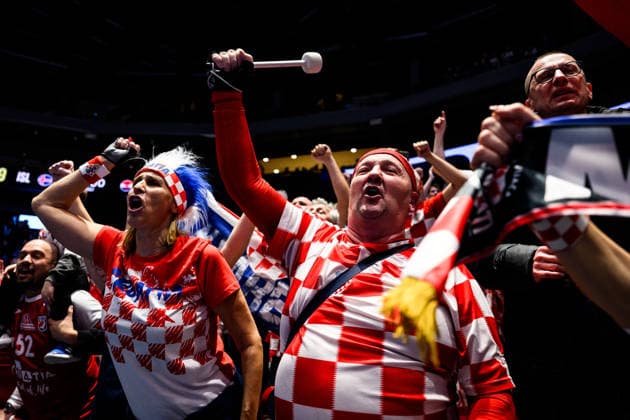260123 Fans of Croatia celebrates after the EHF European Handball Championship main round match between Iceland and Croatia on January 23, 2026 in Malmö. Photo: Petter Arvidson BILDBYRAN kod PA PA1134 handball handboll handball handbolls-em 2026 croatia kroatien island iceland ehf european handball championship bbeng grappa33 jubel celebrates Copyright: PETTERxARVIDSON BB260123PA065