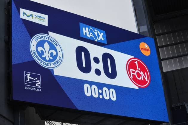 23.01.2026 - Fussball - Saison 2025 2026 - 2. Fussball - Bundesliga - 19. Spieltag: SV Darmstadt 98 SVD D98 ( Lilien ) - 1. FC Nürnberg FCN ( Club ) - Sportfoto Zink DaMa - xdaxmax - DFL regulations prohibit any use of photographs as image sequences and or quasi-video - only for editorial use - Symbolbild Symbolfoto Feature Impression - Anzeigentafel - 0:0
