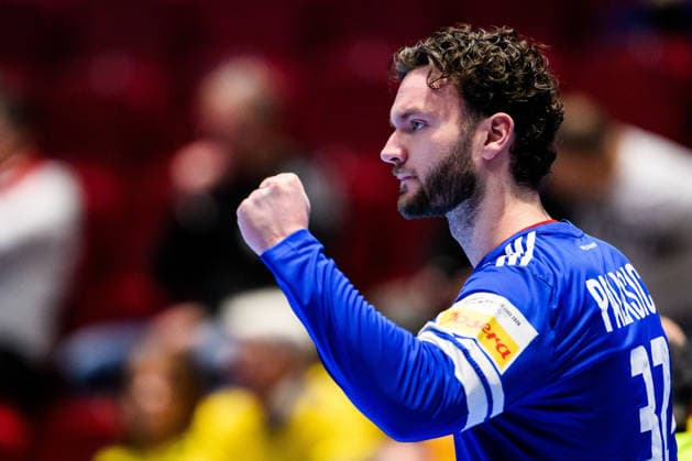260123 Goalkeeper Kristof Laszlo Palasics of Hungary celebrates during the EHF European Handball Championship main round match between Switzerland and Hungary on January 23, 2026 in Malmö. Photo: Petter Arvidson BILDBYRAN kod PA PA1135 handball handboll handball handbolls-em 2026 croatia kroatien island iceland ehf european handball championship bbeng switzerland schweiz ungern hungary jubel celebrates Copyright: PETTERxARVIDSON BB260123PA089