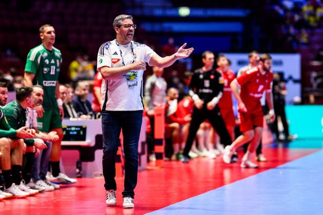 260123 Head coach Jose Maria Rodriguez Vaquero of Hungary during the EHF European Handball Championship main round match between Switzerland and Hungary on January 23, 2026 in Malmö. Photo: Petter Arvidson BILDBYRAN kod PA PA1135 handball handboll handball handbolls-em 2026 croatia kroatien island iceland ehf european handball championship bbeng switzerland schweiz ungern hungary Copyright: PETTERxARVIDSON BB260123PA091