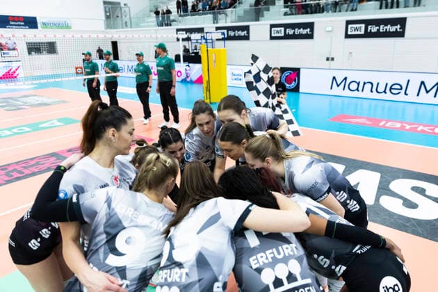 1. Volleyball Bundesliga Frauen: Schwarz-Weiss Erfurt vs. VC Wiesbaden; Erfurt; 23.01.2026 Schwarz-Weiss Erfurt 1. Volleyball Bundesliga Frauen: Schwarz-Weiss Erfurt vs. VC Wiesbaden; Riethsporthalle Erfurt; 23.01.2026 Copyright: xBEAUTIFULxSPORTS Duehringx