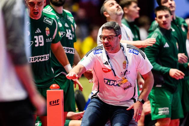 260123 Head coach Jose Maria Rodriguez Vaquero of Hungary during the EHF European Handball Championship main round match between Switzerland and Hungary on January 23, 2026 in Malmö. Photo: Petter Arvidson BILDBYRAN kod PA PA1135 handball handboll handball handbolls-em 2026 croatia kroatien island iceland ehf european handball championship bbeng switzerland schweiz ungern hungary Copyright: PETTERxARVIDSON BB260123PA125