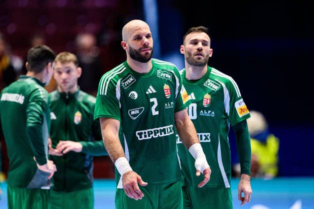 260123 Adrian Sipos of Hungary looks dejected afterthe EHF European Handball Championship main round match between Switzerland and Hungary on January 23, 2026 in Malmö. Photo: Petter Arvidson BILDBYRAN kod PA PA1135 handball handboll handball handbolls-em 2026 croatia kroatien island iceland ehf european handball championship bbeng switzerland schweiz ungern hungary depp Copyright: PETTERxARVIDSON BB260123PA127