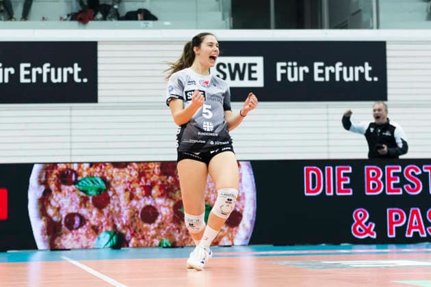 1. Volleyball Bundesliga Frauen: Schwarz-Weiss Erfurt vs. VC Wiesbaden; Erfurt; 23.01.2026 Emilie Respaut ( 5; Schwarz-Weiss Erfurt) 1. Volleyball Bundesliga Frauen: Schwarz-Weiss Erfurt vs. VC Wiesbaden; Riethsporthalle Erfurt; 23.01.2026 Copyright: xBEAUTIFULxSPORTS Duehringx