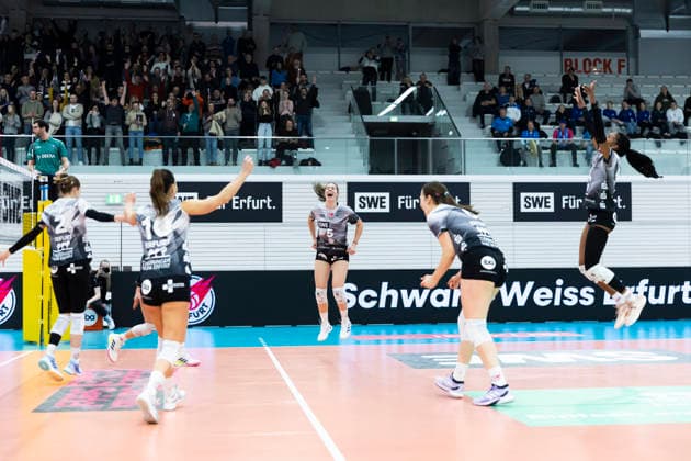 1. Volleyball Bundesliga Frauen: Schwarz-Weiss Erfurt vs. VC Wiesbaden; Erfurt; 23.01.2026 Jubel, Schwarz-Weiss Erfurt 1. Volleyball Bundesliga Frauen: Schwarz-Weiss Erfurt vs. VC Wiesbaden; Riethsporthalle Erfurt; 23.01.2026 Copyright: xBEAUTIFULxSPORTS Duehringx