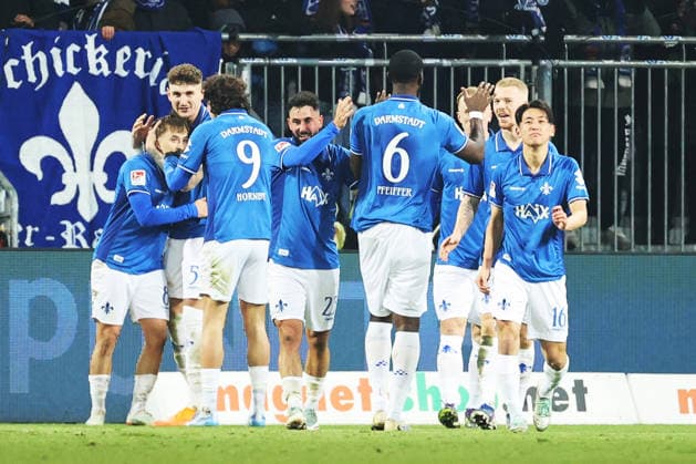 23.01.2026, xtvx, Fussball 2.Bundesliga, SV Darmstadt 98 - 1.FC Nürnberg v.l. Goal scored, Tor zum 2:0 Luca Marseiler (SV Darmstadt 98) Torjubel, Goal celebration, celebrate the goal, celebrates scoring (DFL DFB REGULATIONS PROHIBIT ANY USE OF PHOTOGRAPHS as IMAGE SEQUENCES and or QUASI-VIDEO) Darmstadt