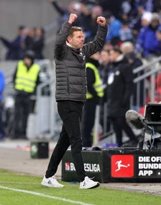 23.01.2026 - Fussball - Saison 2025 2026 - 2. Fussball - Bundesliga - 19. Spieltag: SV Darmstadt 98 SVD D98 ( Lilien ) - 1. FC Nürnberg FCN ( Club ) - Sportfoto Zink DaMa - xdaxmax - DFL regulations prohibit any use of photographs as image sequences and or quasi-video - only for editorial use - Jubel Freude nach Spielende - Florian Kohfeldt ( Trainer SV Darmstadt 98 D98 SV98 ) ballt Faust Fäuste freut sich Freude jubelt