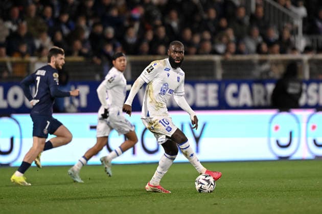 AJ Auxerre v Paris Saint-Germain - Ligue 1 McDonald s 2025 2026 10 Lassine SINAYOKO (aja) during the Ligue 1 McDonald s match between Auxerre and Paris at Stade Abbe Deschamps on January 23, 2026 in Auxerre, France. Auxerre France  Copyright: xFEPx 776348257