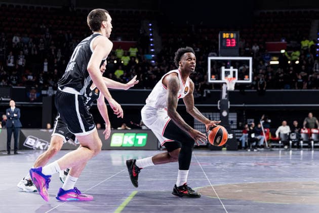 MUNICH, GERMANY - JANUARY 23: Antonio Blakeney (Hapoel IBI Tel Aviv, 2) controls the ball during the Turkish Airlines EuroLeague match between Partizan Mozzart Bet Belgrade vs. Hapoel IBI Tel Aviv at BMW Park on round 24 of Turkish Airlines EuroLeague on January 23, 2026 in Munich, Germany. Bavaria Germany Copyright: xSteffiexWunderlx