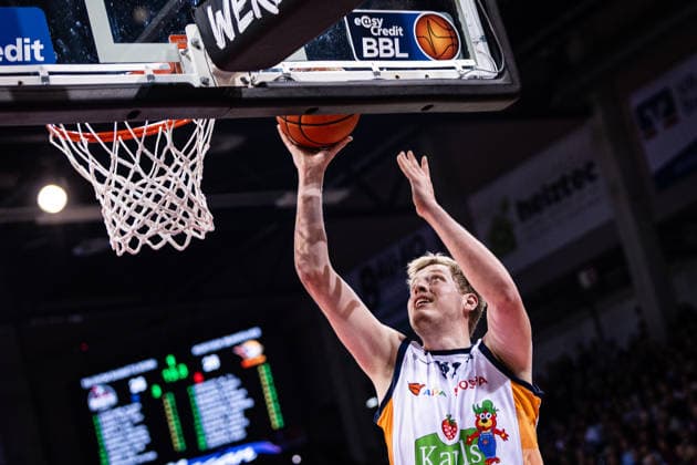 easyCredit Basketball Bundesliga, Telekom Baskets Bonn vs. Rostock Seawolves, Karnevalsspiel, 23.01.2026 Bent Leuchten (ROSTOCK SEAWOLVES 51) am Korb - easyCredit Basketball Bundesliga, Telekom Baskets Bonn vs. Rostock Seawolves, Karnevalsspiel, 23.01.2026, Telekom Dome Bonn Copyright: xBEAUTIFULxSPORTS Derixx