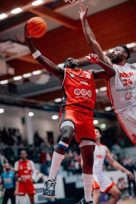 BB-2BL SBB Baskets - Rheinstars Koeln Joshua Bonga (SBB Baskets) waehrend der Saison 2025-2026 in der 2. Barmer Basketball Bundesliga Pro A am 19. Spieltag SBB Baskets und Rheinstars Koeln in der Wolfgang-Lakenmacher-Halle am 23. January 2026 in Magdeburg, Sachsen Anhalt, Deutschland
