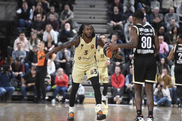 Basketball : ASVEL Villeurbanne vs FC Barcelone - Euroleague - 23 01 2026 Myles CALE of FC Barcelone during the Turkish Airlines EuroLeague basketball match between LDLC ASVEL Villeurbanne and FC Barcelone at Astroballe in Villeurbanne, France on 23 January 2026 VILLEURBANNE LyonFrance  Copyright: xMouradxALLILIx