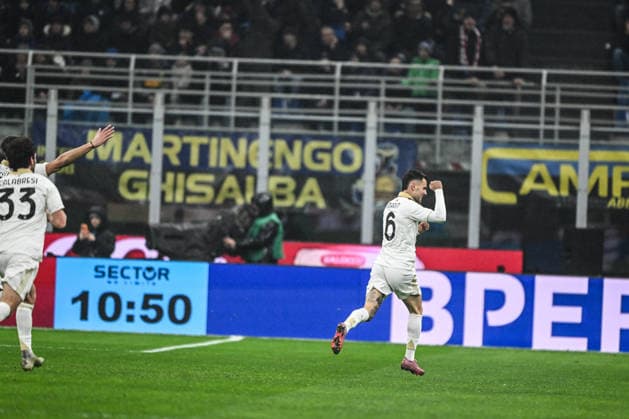 Marius Marin of IPisa Sporting Club celebrating after a goal during the Italian Serie A football match between Inter FC and Pisa Sporting Club on January 23th, 2026 at Giuseppe Meazza San Siro Siro stadium in Milan, Italy. Photo Tiziano Ballabio  Copyright: xTizianoxBallabio IPAxSportx xipa-agency.netx xx IPA_70471559 IPA_Agency_IPA70471559