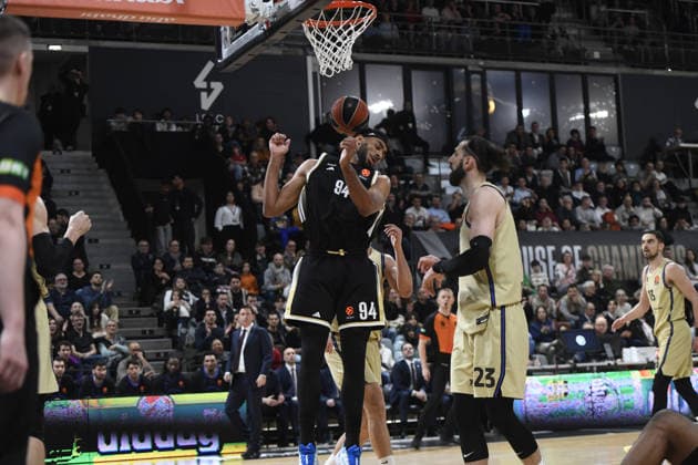 Basketball : ASVEL Villeurbanne vs FC Barcelone - Euroleague - 23 01 2026 Armel TRAORE of ASVEL during the Turkish Airlines EuroLeague basketball match between LDLC ASVEL Villeurbanne and FC Barcelone at Astroballe in Villeurbanne, France on 23 January 2026 VILLEURBANNE LyonFrance  Copyright: xMouradxALLILIx