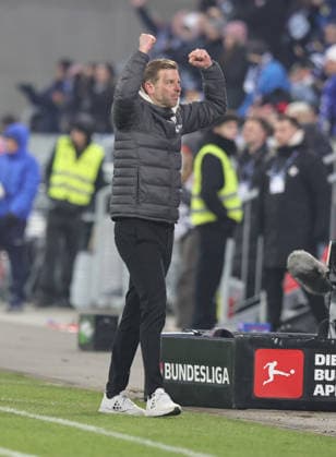 23.01.2026 - Fussball - Saison 2025 2026 - 2. Fussball - Bundesliga - 19. Spieltag: SV Darmstadt 98 SVD D98 ( Lilien ) - 1. FC Nürnberg FCN ( Club ) - Sportfoto Zink DaMa - xdaxmax - DFL regulations prohibit any use of photographs as image sequences and or quasi-video - only for editorial use - Jubel Freude nach Spielende - Florian Kohfeldt ( Trainer SV Darmstadt 98 D98 SV98 ) ballt Faust Fäuste freut sich Freude jubelt