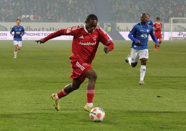 23.01.2026 - Fussball - Saison 2025 2026 - 2. Fussball - Bundesliga - 19. Spieltag: SV Darmstadt 98 SVD D98 ( Lilien ) - 1. FC Nürnberg FCN ( Club ) - Sportfoto Zink DaMa - xdaxmax - DFL regulations prohibit any use of photographs as image sequences and or quasi-video - only for editorial use - Mohamed Ali Zoma (23, 1. FC Nürnberg FCN ) - Freisteller Einzelbild