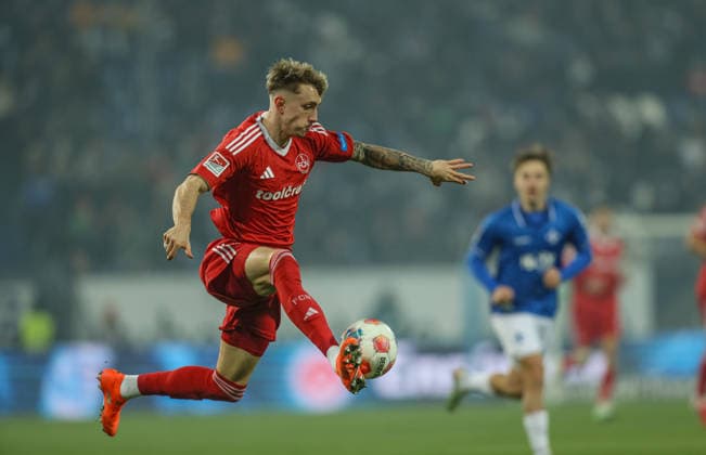 GER, Darmstadt, SV Darmstadt 98 vs 1. FC Nürnberg, 2. Bundesliga, Fussball, DFB, Spielzeit 2025 2026, Merck-Stadion am Böllenfalltor, 19. Spieltag im Bild: Finn Becker (1. FC Nürnberg 25) DFB DFL REGULATIONS PROHIBIT ANY USE OF PHOTOGRAPHS AS IMAGE SEQUENCES AND OR QUASI-VIDEO, 23.01.2026