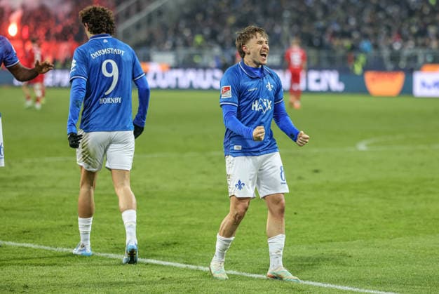 GER, Darmstadt, SV Darmstadt 98 vs 1. FC Nürnberg, 2. Bundesliga, Fussball, DFB, Spielzeit 2025 2026, Merck-Stadion am Böllenfalltor, 19. Spieltag im Bild: Luca Marseiler (SV Darmstadt 98 8), Tor und Jubel, Freude, Emotionen, 2:0 DFB DFL REGULATIONS PROHIBIT ANY USE OF PHOTOGRAPHS AS IMAGE SEQUENCES AND OR QUASI-VIDEO, 23.01.2026