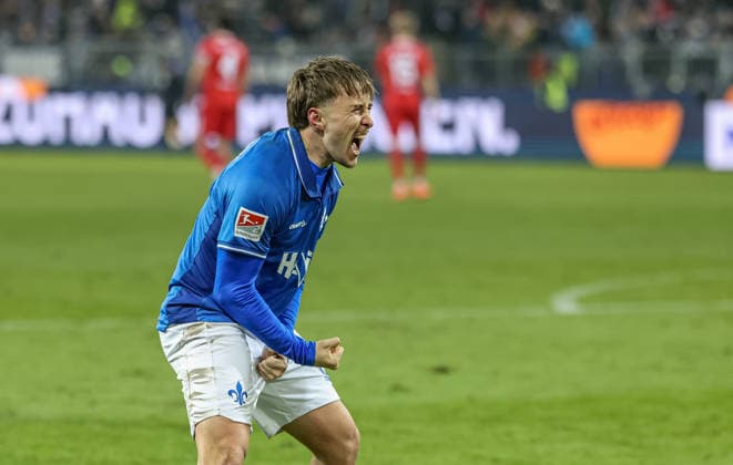 GER, Darmstadt, SV Darmstadt 98 vs 1. FC Nürnberg, 2. Bundesliga, Fussball, DFB, Spielzeit 2025 2026, Merck-Stadion am Böllenfalltor, 19. Spieltag im Bild: Luca Marseiler (SV Darmstadt 98 8), Tor und Jubel, Freude, Emotionen, 2:0 DFB DFL REGULATIONS PROHIBIT ANY USE OF PHOTOGRAPHS AS IMAGE SEQUENCES AND OR QUASI-VIDEO, 23.01.2026