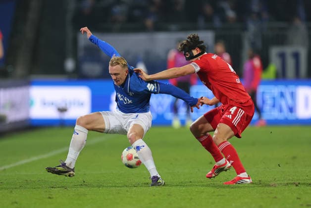 23.01.2026, Fussball 2. Bundesliga, SV Darmstadt 98 - 1. FC Nürnberg, emonline, emspor, despor, v.l., Isac Lidberg (SV Darmstadt 98), Fabio Gruber (1. FC Nürnberg) DFL DFB REGULATIONS PROHIBIT ANY USE OF PHOTOGRAPHS AS IMAGE SEQUENCES AND OR QUASI-VIDEO. xdcx