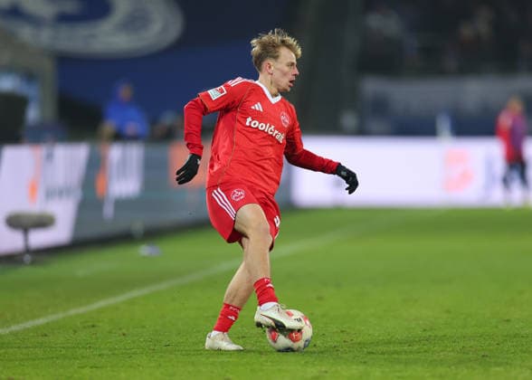23.01.2026, Fussball 2. Bundesliga, SV Darmstadt 98 - 1. FC Nürnberg, emonline, emspor, despor, v.l., Tim Janisch (1. FC Nürnberg) DFL DFB REGULATIONS PROHIBIT ANY USE OF PHOTOGRAPHS AS IMAGE SEQUENCES AND OR QUASI-VIDEO. xdcx